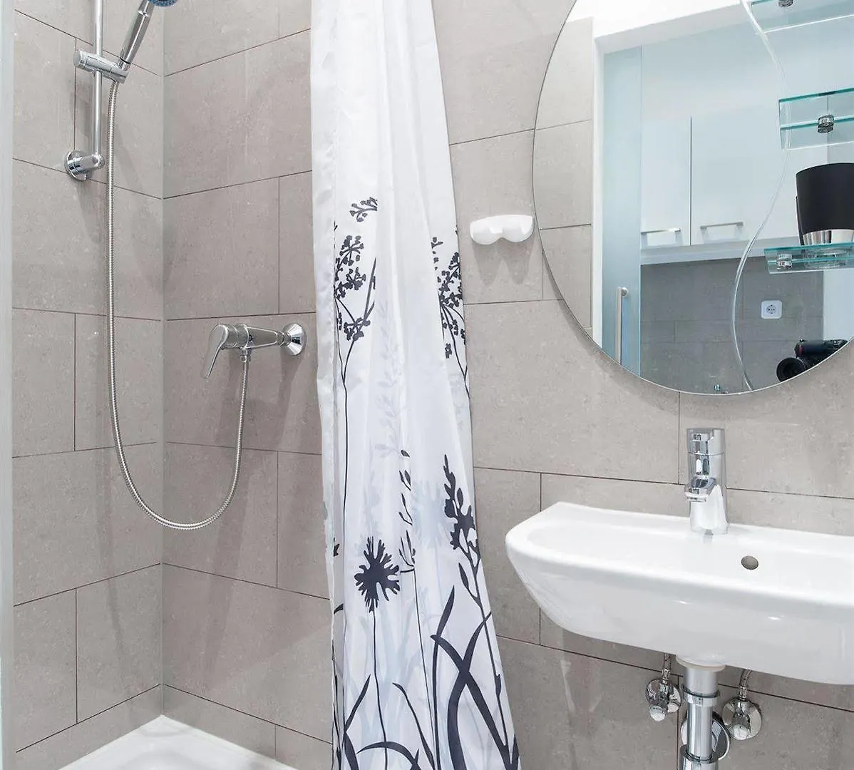 Royal Resort Apartments Westbahnhof Vienna Austria
