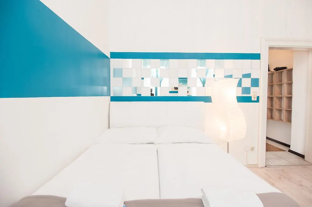 Royal Resort Apartments Westbahnhof Viyana