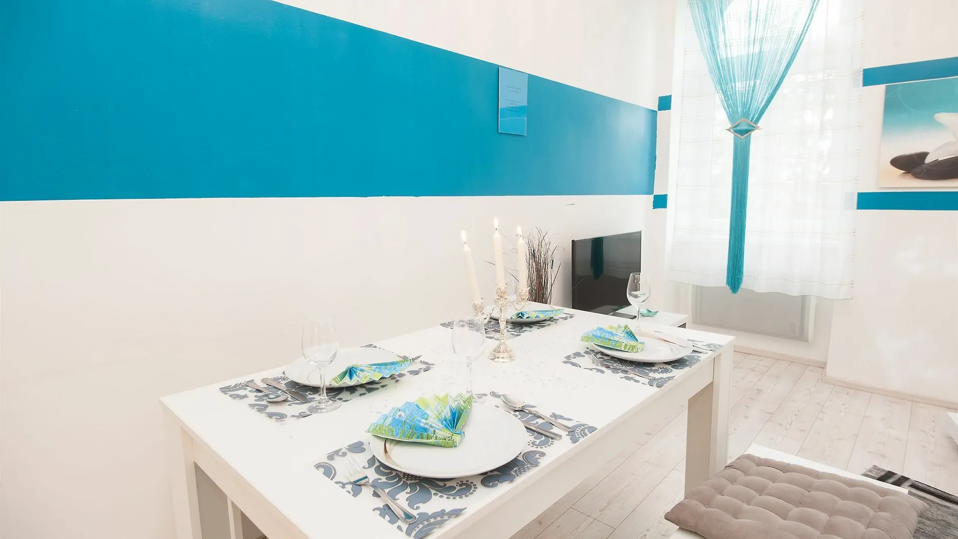 Royal Resort Apartments Westbahnhof Viyana