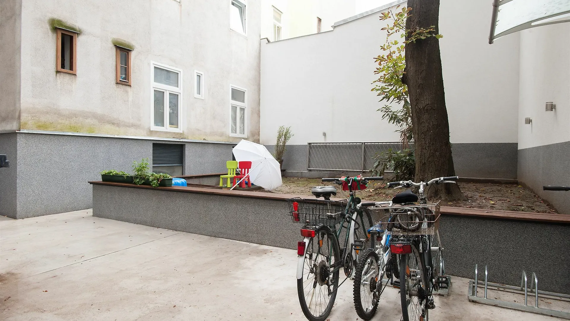 Royal Resort Apartments Westbahnhof Viyana Avusturya